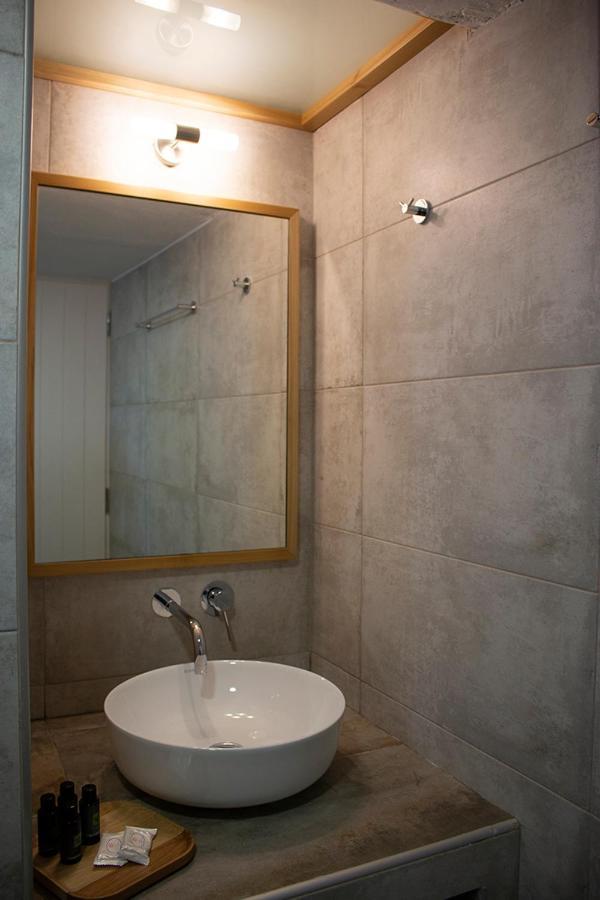Agnadema Luxury Residences Schoinoussa Exterior foto